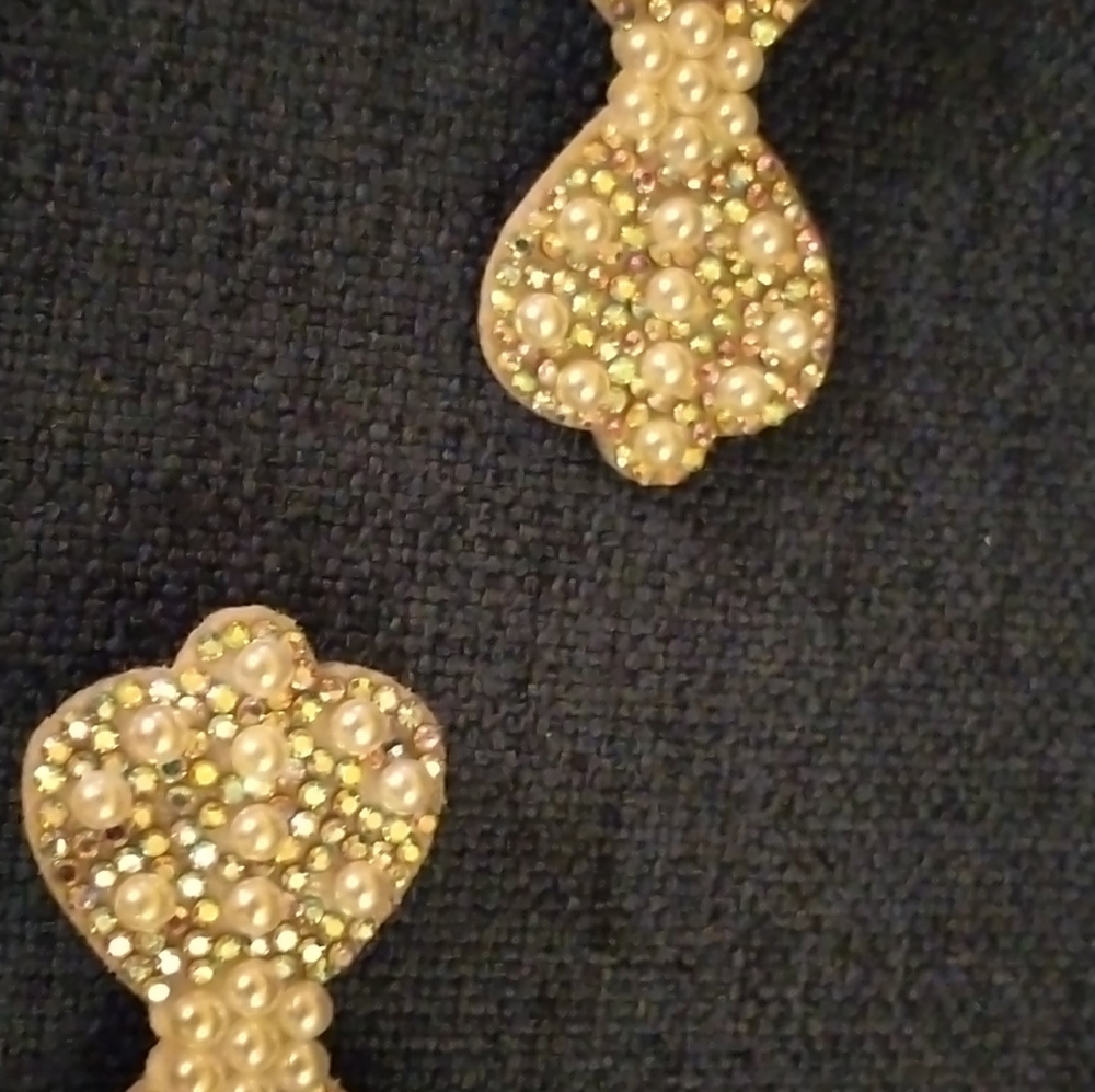 Rhinestone and pearl hair clips